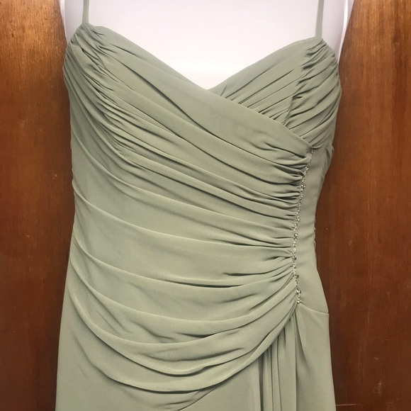 Sophia Tolli Sage Dress. - Picture 1 of 8